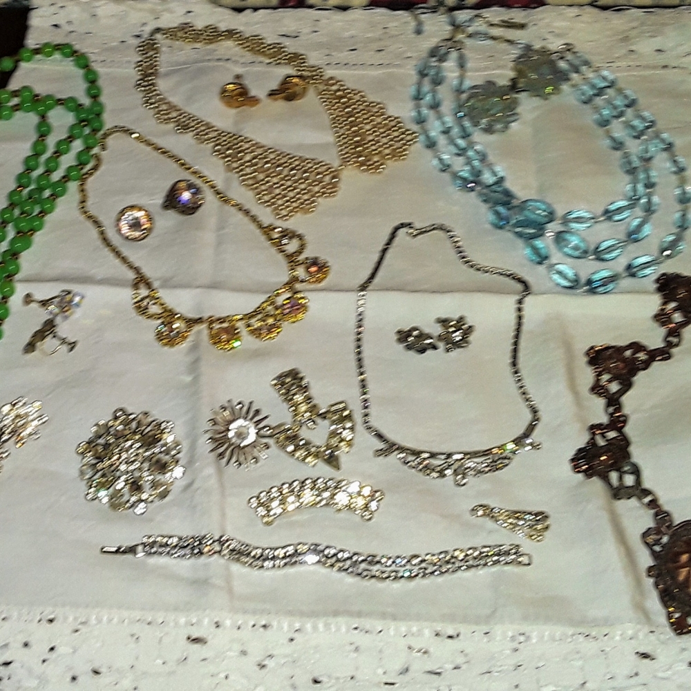 Vintage Costume Jewelry